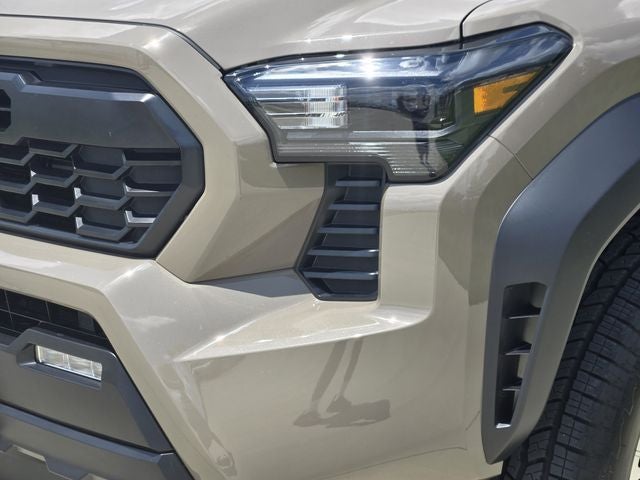 2026 Toyota Tacoma Hybrid TRD Off Road