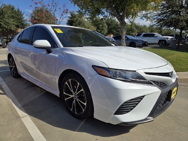 2018 Toyota Camry SE