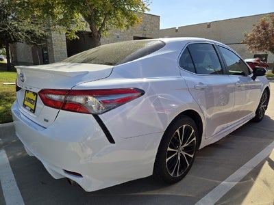 2018 Toyota Camry SE