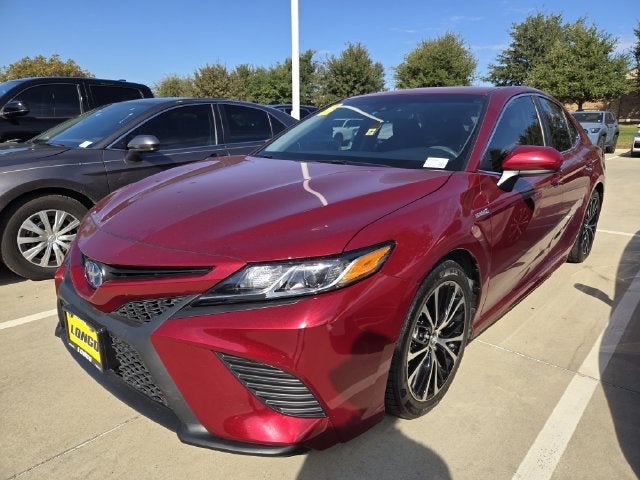 2018 Toyota Camry Hybrid SE