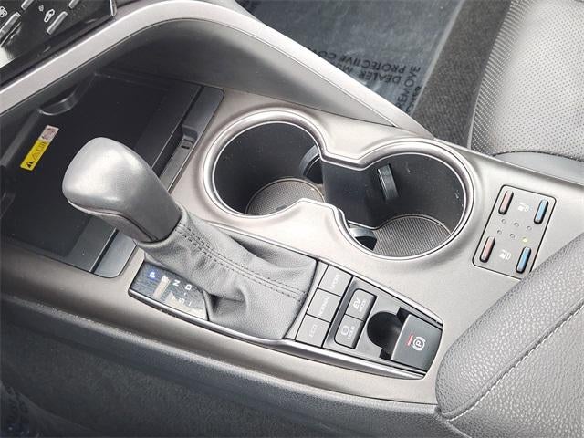 2023 Toyota Camry Hybrid XSE