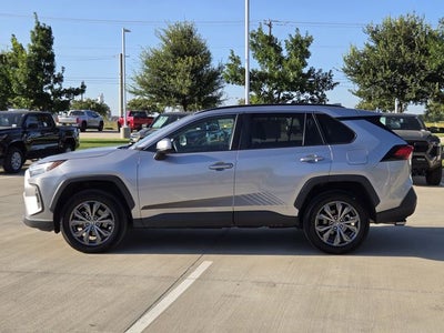2022 Toyota RAV4 Hybrid XLE Premium
