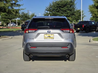 2022 Toyota RAV4 Hybrid XLE Premium