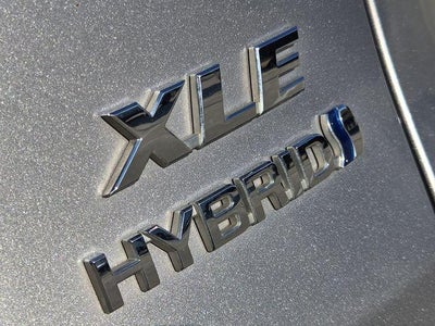 2022 Toyota RAV4 Hybrid XLE Premium