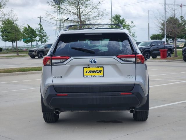 2022 Toyota RAV4 Hybrid XLE