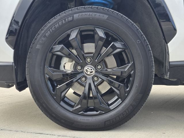 2023 Toyota RAV4 Hybrid SE