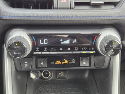 2023 Toyota RAV4 Hybrid SE