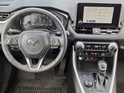 2023 Toyota RAV4 Hybrid SE