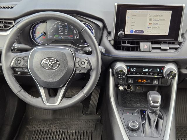 2023 Toyota RAV4 Hybrid SE