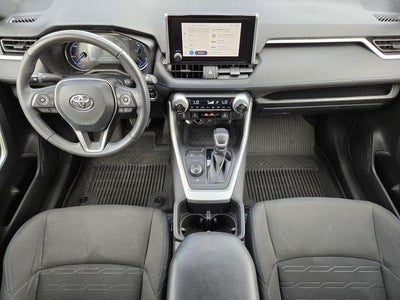 2023 Toyota RAV4 Hybrid SE