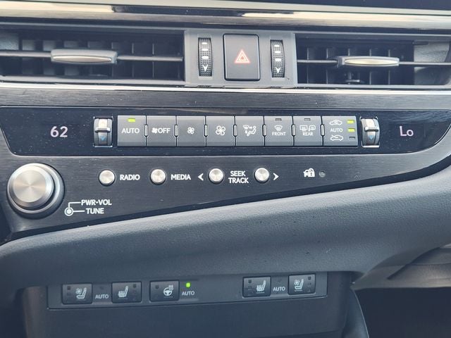 2024 Lexus ES 250