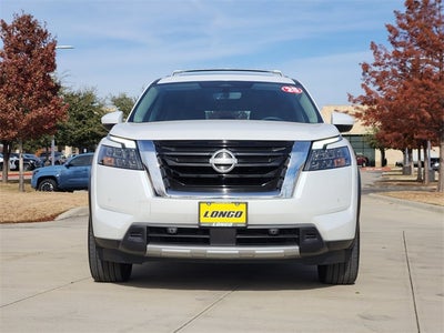 2025 Nissan Pathfinder Platinum