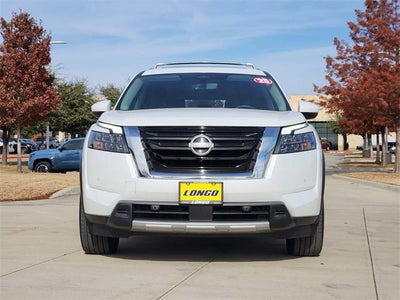 2025 Nissan Pathfinder Platinum