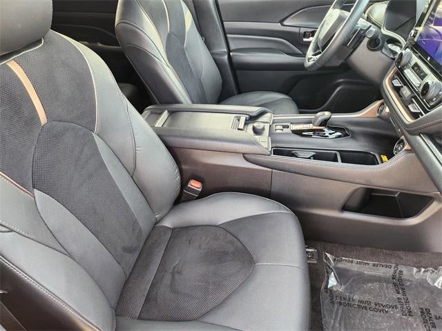 2024 Toyota Grand Highlander Hybrid MAX Limited