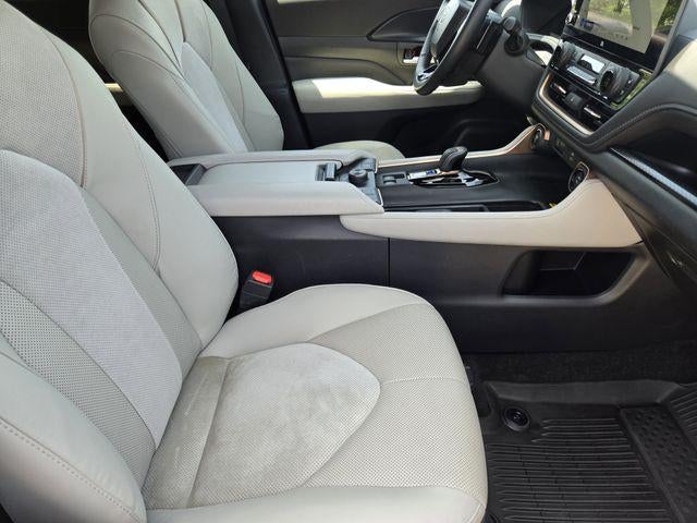 2024 Toyota Grand Highlander Hybrid MAX Limited