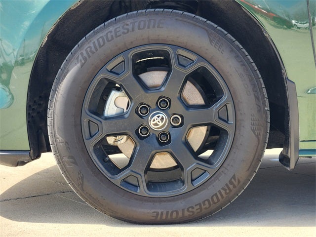 2025 Toyota Sienna Woodland Edition 7 Passenger