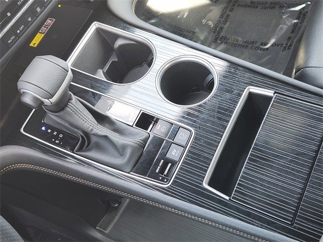 2025 Toyota Sienna Woodland Edition 7 Passenger