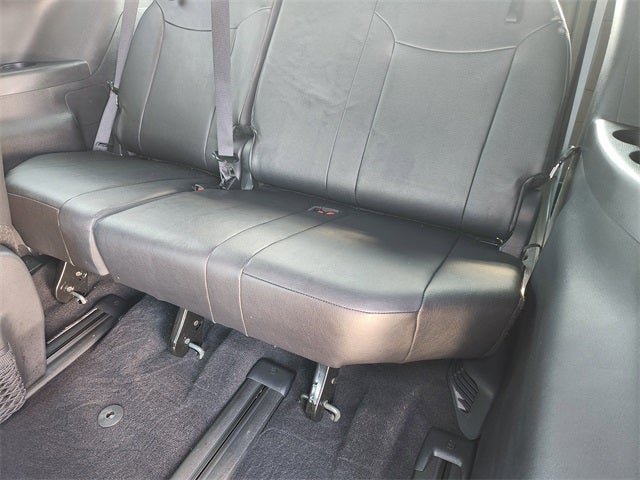 2025 Toyota Sienna Woodland Edition 7 Passenger