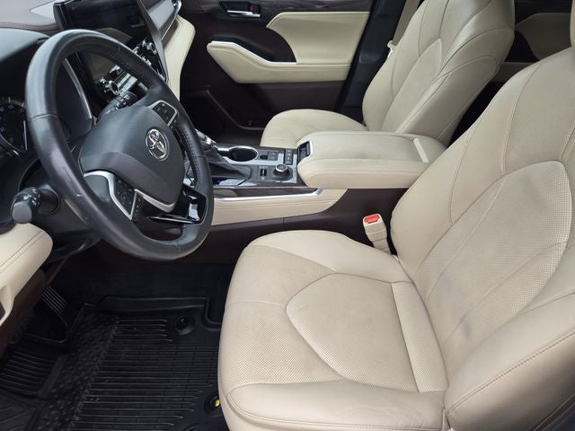 2022 Toyota Highlander Limited