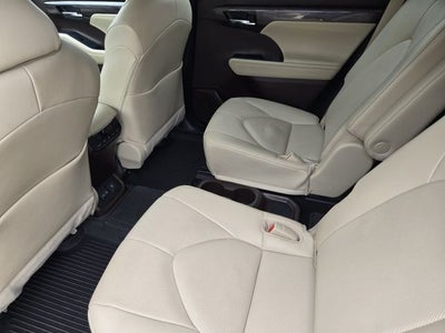 2022 Toyota Highlander Limited