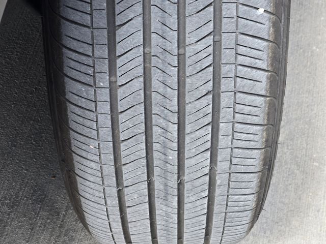 2023 Toyota Highlander Hybrid Platinum