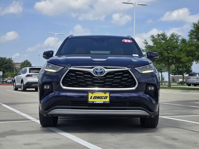 2023 Toyota Highlander Hybrid Platinum