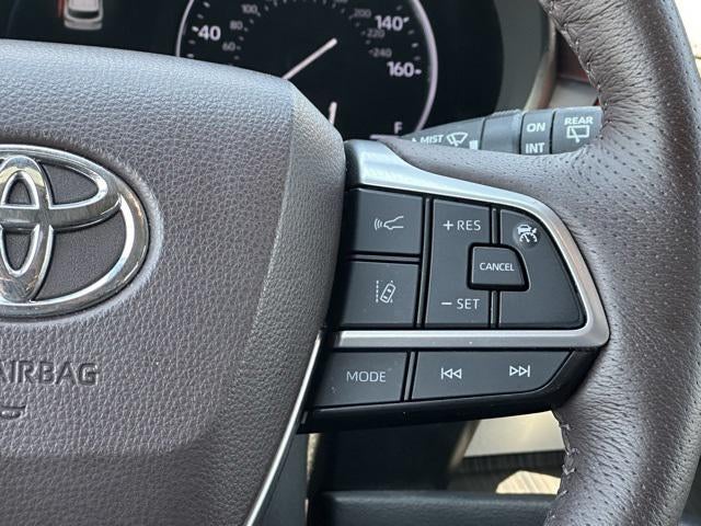 2021 Toyota Sienna Platinum 7 Passenger