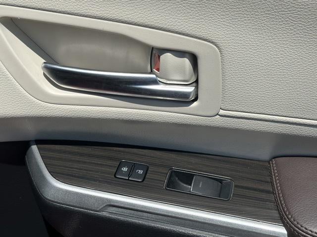 2021 Toyota Sienna Platinum 7 Passenger