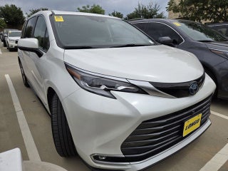 2021 Toyota Sienna Platinum 7 Passenger