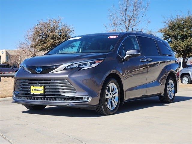 2023 Toyota Sienna Platinum 7 Passenger