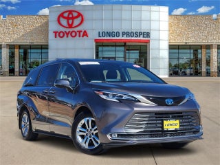 2023 Toyota Sienna Platinum 7 Passenger