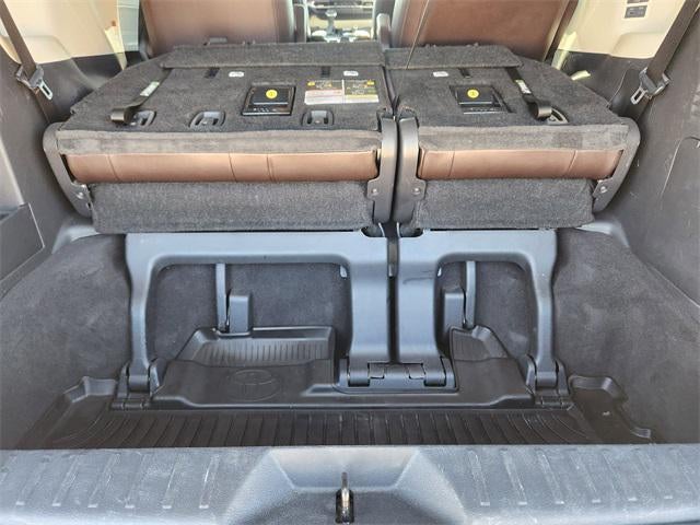 2023 Toyota Sienna Platinum 7 Passenger