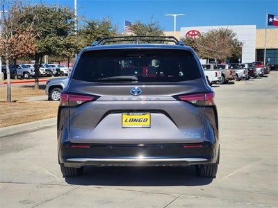 2023 Toyota Sienna Platinum 7 Passenger