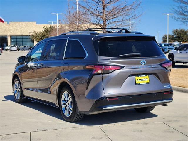 2023 Toyota Sienna Platinum 7 Passenger