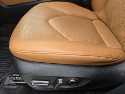2023 Toyota Highlander Hybrid Platinum