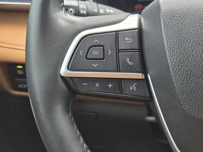 2023 Toyota Highlander Hybrid Platinum