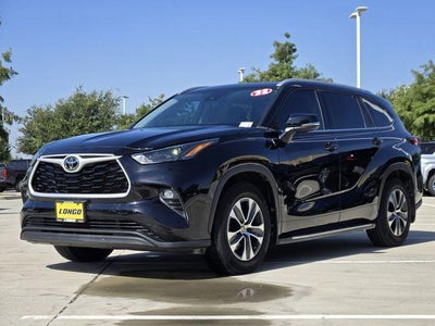 2022 Toyota Highlander XLE