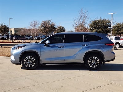2022 Toyota Highlander XLE