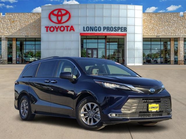 2022 Toyota Sienna XLE 7 Passenger
