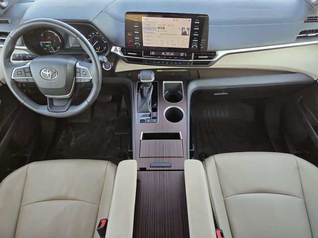 2022 Toyota Sienna XLE 7 Passenger
