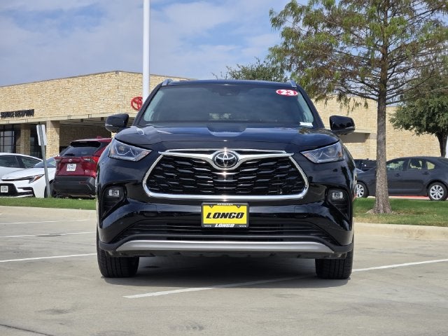 2023 Toyota Highlander Platinum
