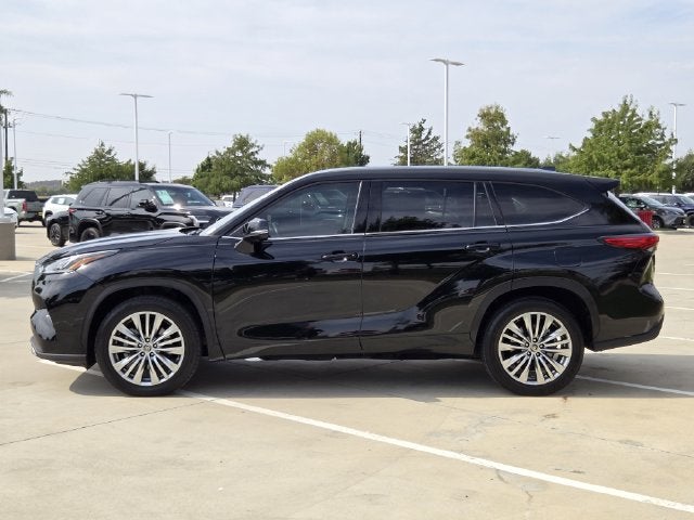 2023 Toyota Highlander Platinum