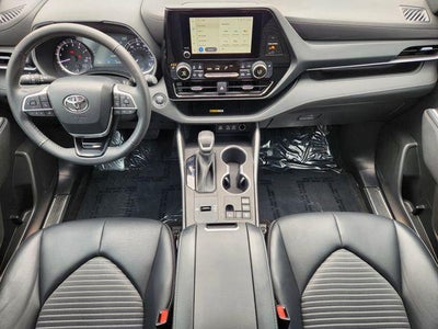 2023 Toyota Highlander XSE