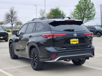 2023 Toyota Highlander XSE