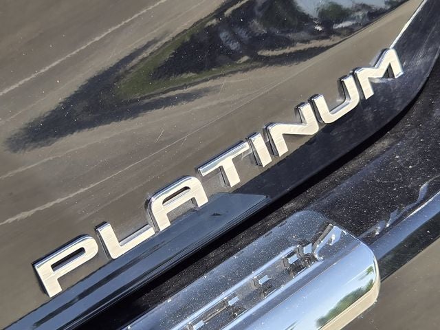 2024 Toyota Highlander Platinum