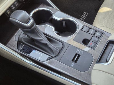 2024 Toyota Highlander Platinum
