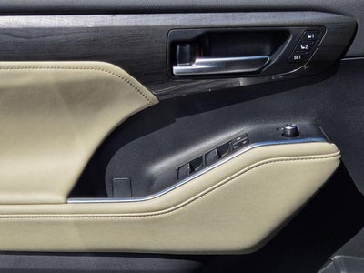 2024 Toyota Highlander Platinum