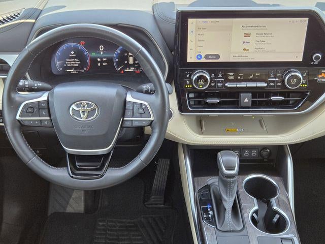2024 Toyota Highlander Platinum