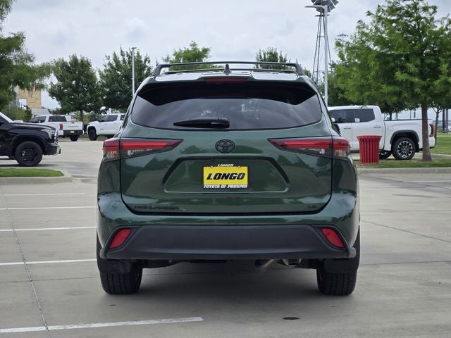 2024 Toyota Highlander LE