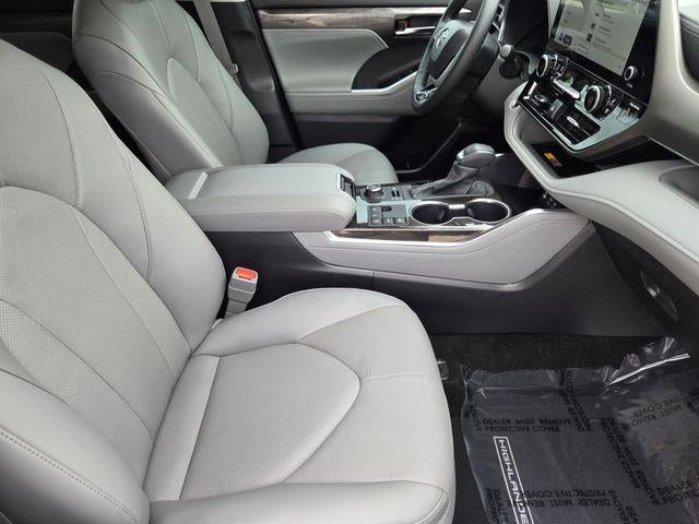 2025 Toyota Highlander Limited